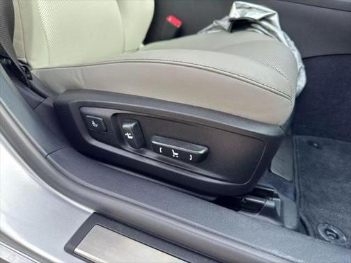 2015 Lexus ES 350 Crafted Line