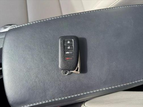 2015 Lexus ES 350 Crafted Line