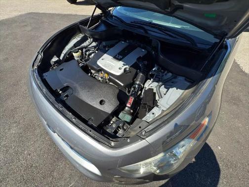 2011 INFINITI FX35 Base