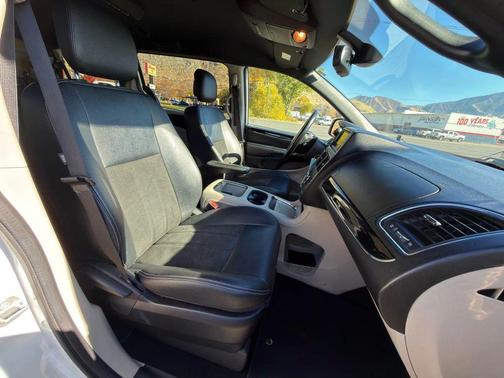 2020 Dodge Grand Caravan SXT