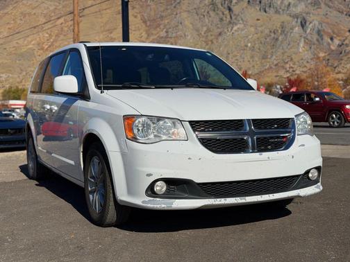 2020 Dodge Grand Caravan SXT