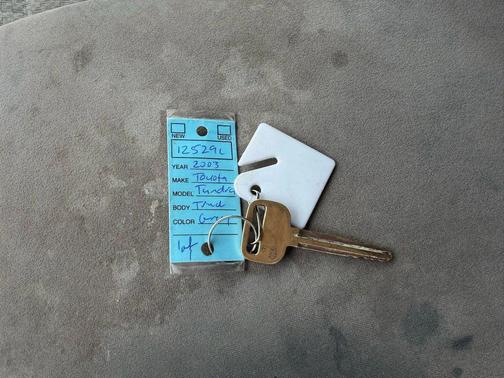 2003 Toyota Tundra SR5