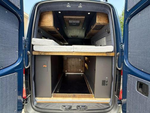 2023 Mercedes-Benz Sprinter 2500 Standard Roof