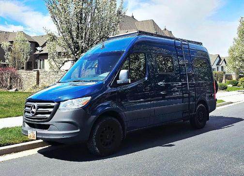2023 Mercedes-Benz Sprinter 2500 Standard Roof