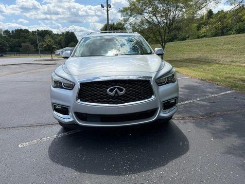 2017 INFINITI QX60 Base