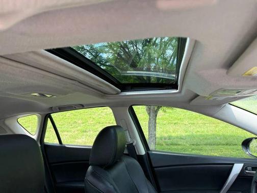 2010 Mazda Mazda3 s Grand Touring