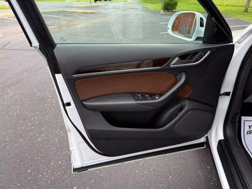 2016 Audi Q3 2.0T Premium Plus