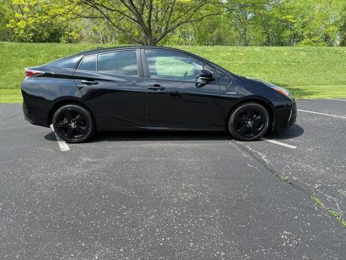 2017 Toyota Prius Four Touring