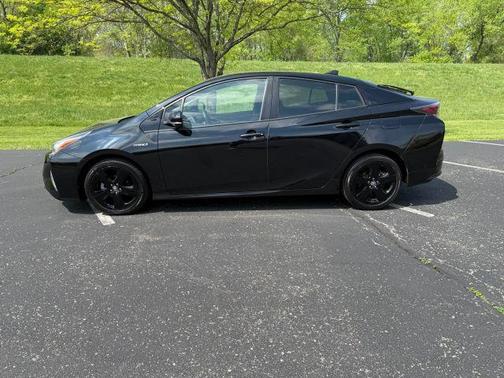 2017 Toyota Prius Four Touring