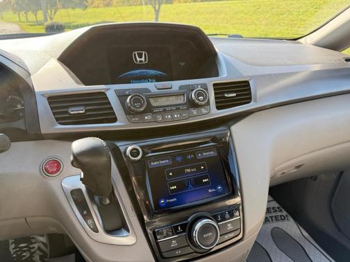 2016 Honda Odyssey Touring Elite