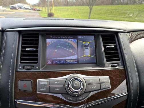 2017 INFINITI QX80 Base