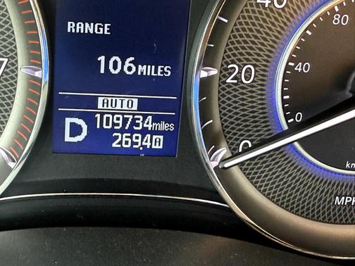 2017 INFINITI QX80 Base