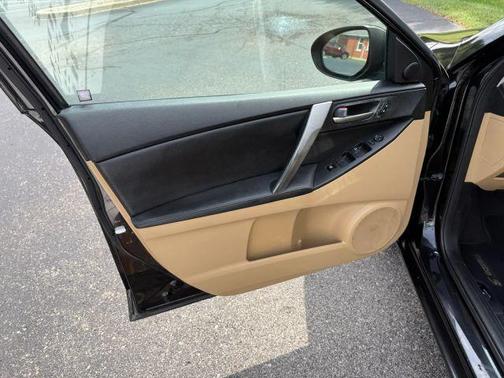 2010 Mazda Mazda3 s Grand Touring