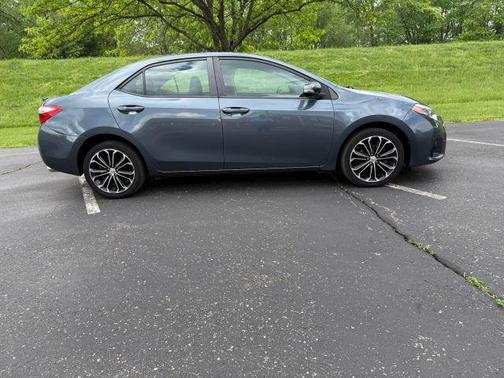 Gray 2015 Toyota Corolla S Plus