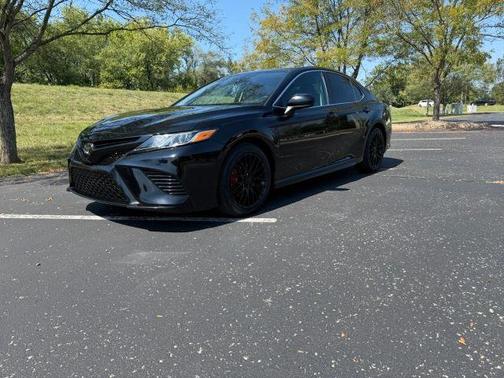 2020 Toyota Camry SE Nightshade