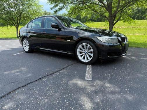 Black 2011 BMW 328 i