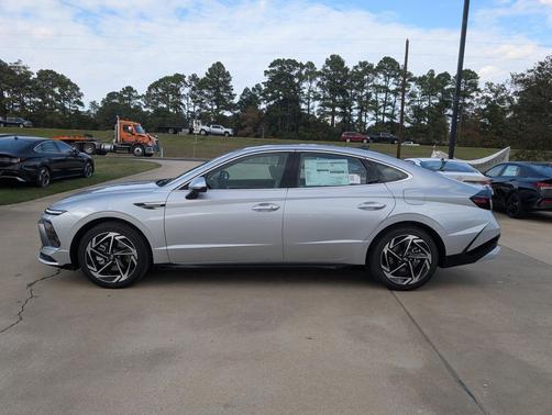 2026 Hyundai SONATA SEL