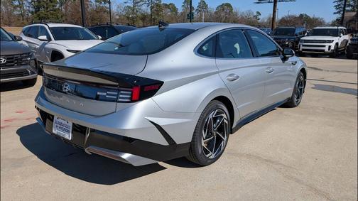 Aero Silver 2026 Hyundai SONATA SEL