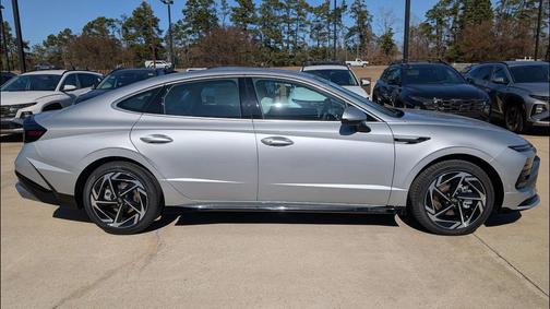 Aero Silver 2026 Hyundai SONATA SEL