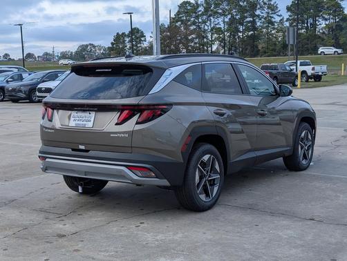 2026 Hyundai TUCSON Hybrid SEL