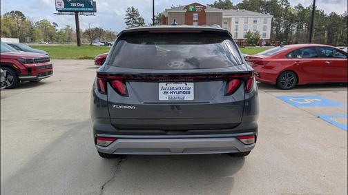 2026 Hyundai TUCSON SEL