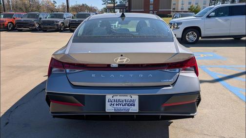 2026 Hyundai ELANTRA Limited