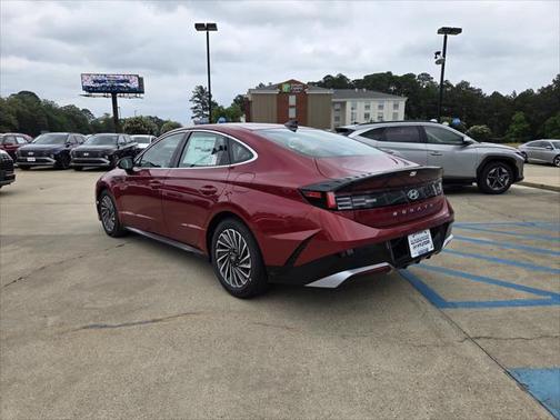 2025 Hyundai SONATA Hybrid SE