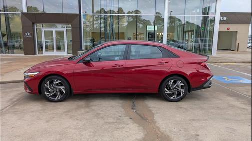 2025 Hyundai ELANTRA Sport