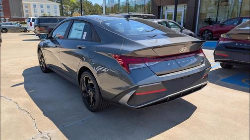 2026 Hyundai ELANTRA HEV SEL Sport