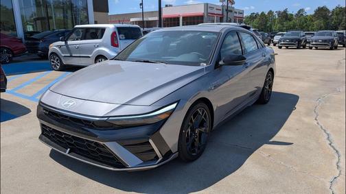 Fluid Metal 2026 Hyundai ELANTRA N Line