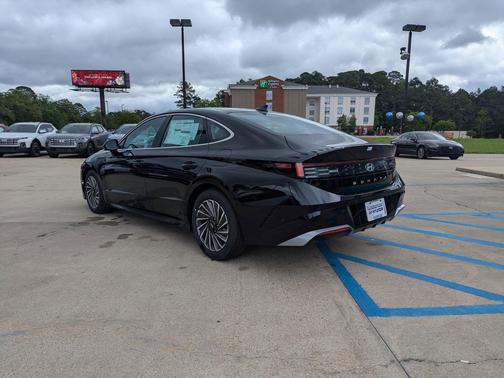 2025 Hyundai SONATA Hybrid Limited