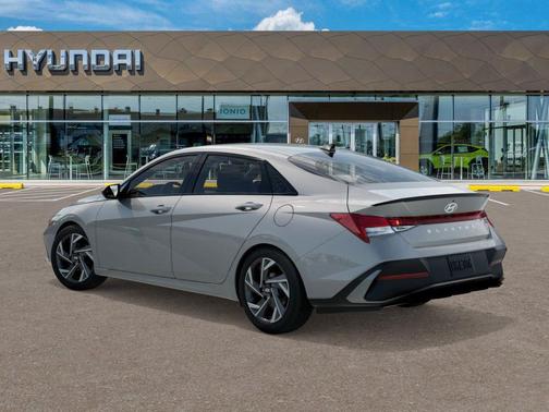 Fluid Metal 2026 Hyundai ELANTRA Sport