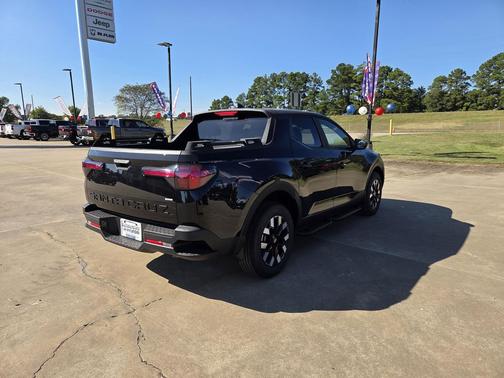 Phantom Black 2026 Hyundai SANTA CRUZ SE