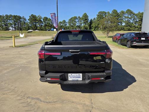 Phantom Black 2026 Hyundai SANTA CRUZ SE