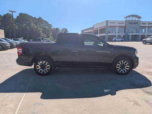 2023 Ford Maverick Lariat