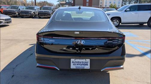 2026 Hyundai SONATA SE