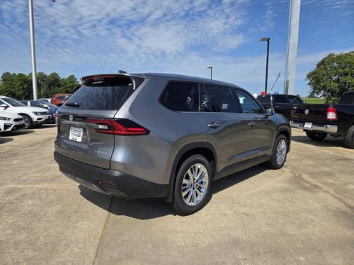 2025 Toyota Grand Highlander Platinum