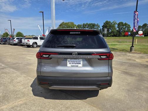 2025 Toyota Grand Highlander Platinum