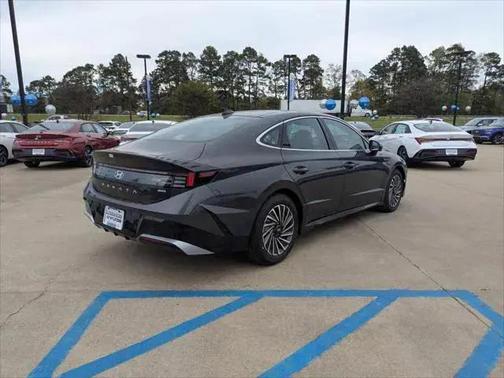 2025 Hyundai SONATA Hybrid Limited