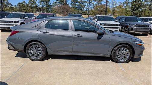 Ecotronic Gray 2026 Hyundai ELANTRA HEV Blue