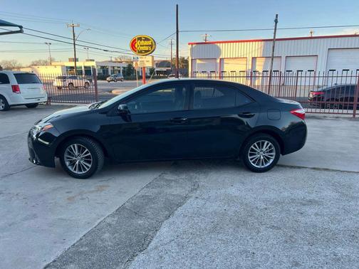 2016 Toyota Corolla LE Plus