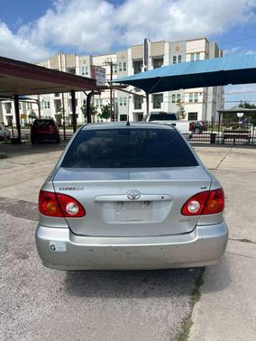 2004 Toyota Corolla LE