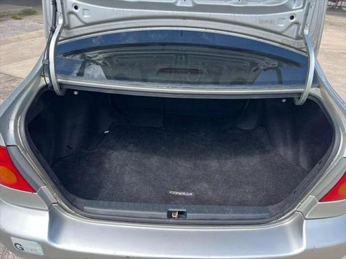 2004 Toyota Corolla LE