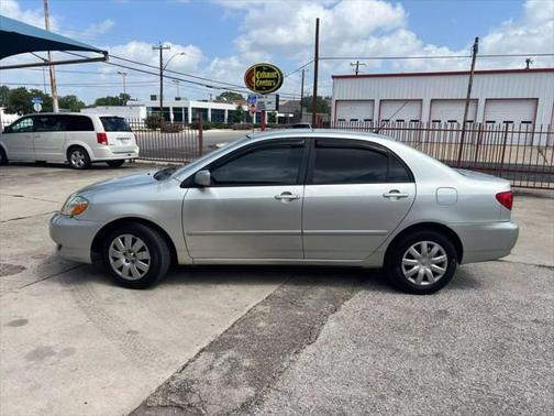 2004 Toyota Corolla LE