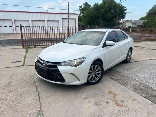2015 Toyota Camry XSE