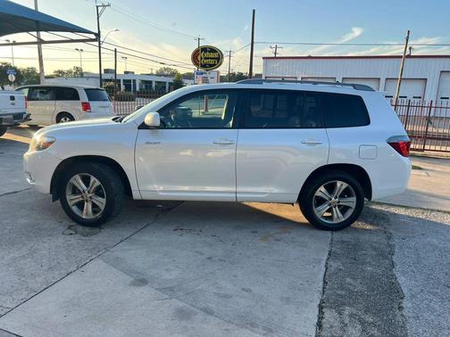Blizzard Pearl 2008 Toyota Highlander Sport
