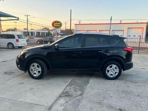 2013 Toyota RAV4 LE