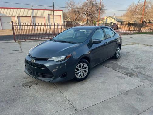 2018 Toyota Corolla LE