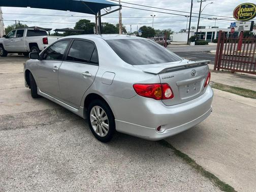 Classic Silver Metallic 2010 Toyota Corolla S