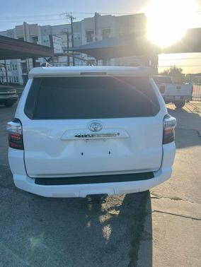 Super White 2020 Toyota 4Runner SR5